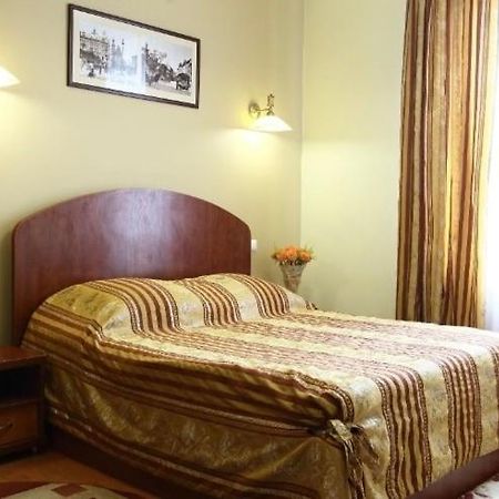 Соняхи Hotel Zimna Voda Luaran gambar