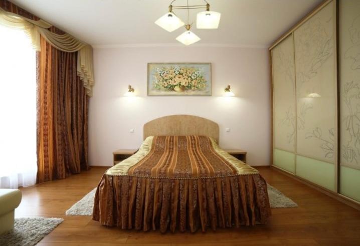 Соняхи Hotel Zimna Voda Luaran gambar